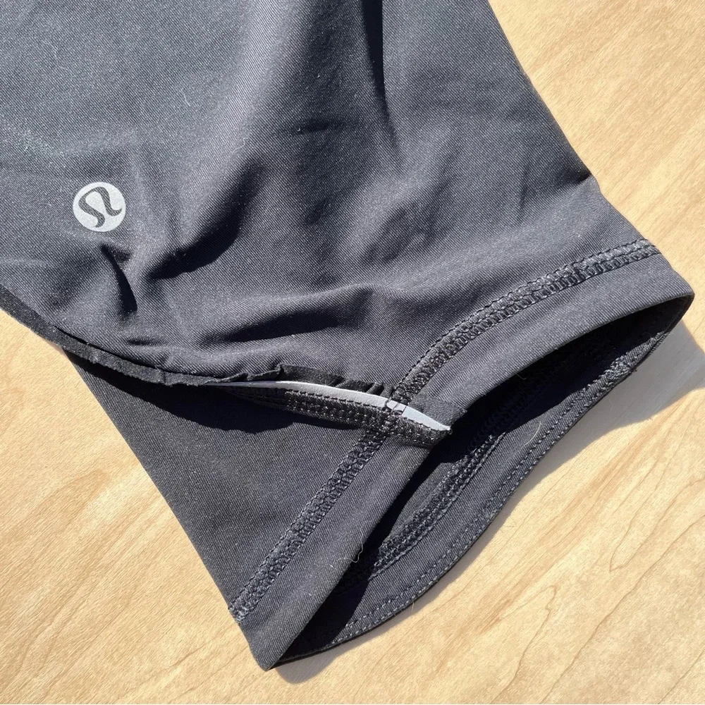 Lululemon Run Fast Free Crop Sz 8 Black, Ruffle Reflective Power Luxtreme - Picture 11 of 14